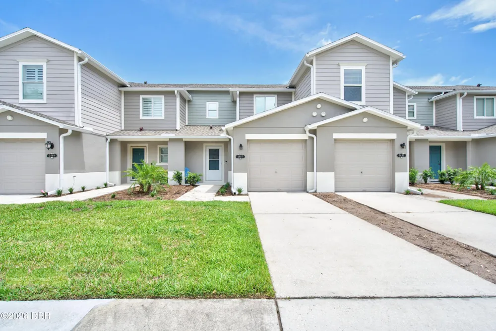 2667 Sicily Drive New Smyrna Beach, FL 32168