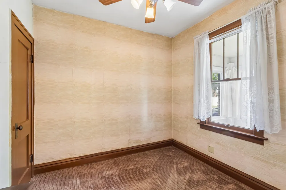 2256 White Oak Avenue Whiting, IN 46394
