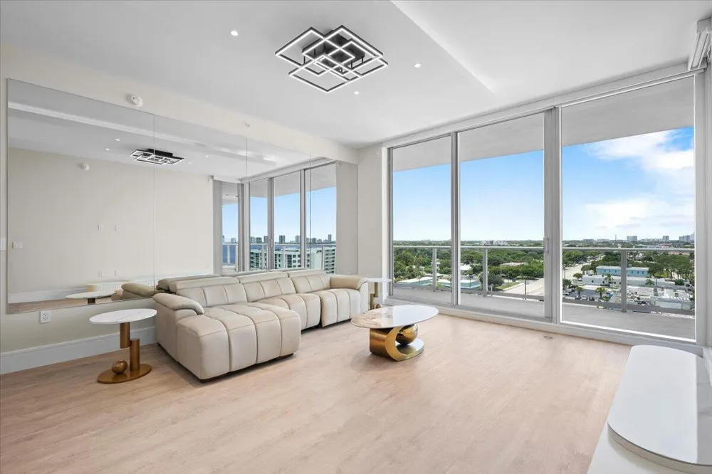 220 Lake Shore Drive #917 Lake Park, FL 33403