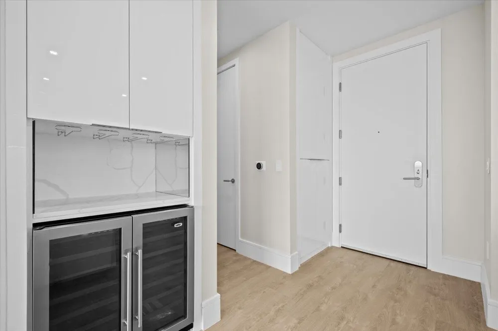 220 Lake Shore Drive #917 Lake Park, FL 33403