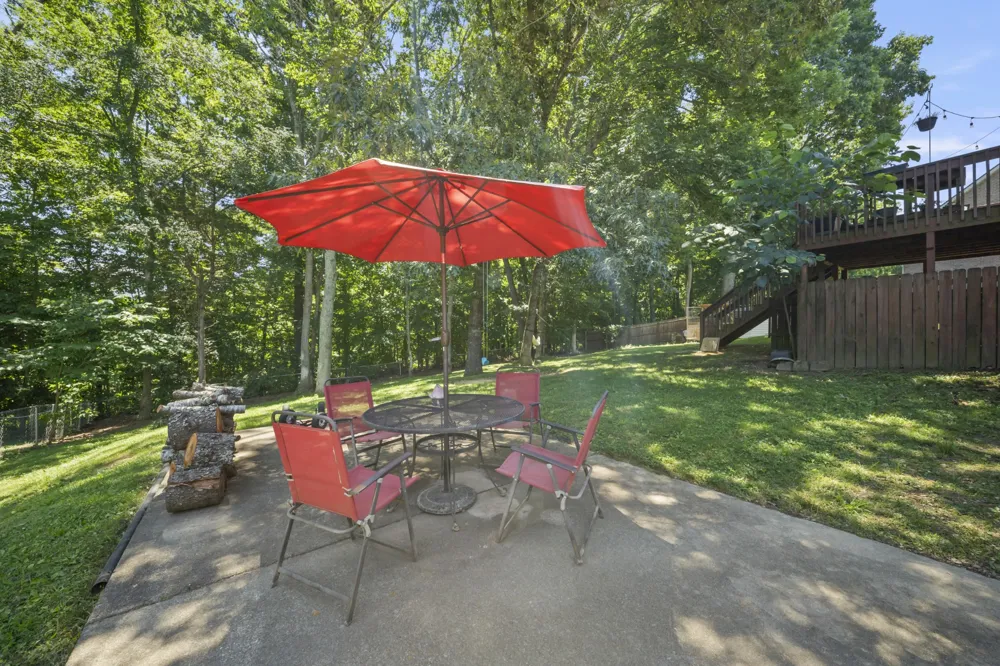 4092 Summit Dr Greenbrier, TN 37073