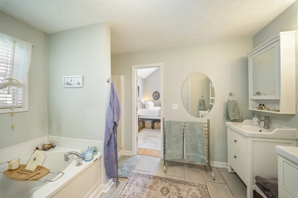 4092 Summit Dr Greenbrier, TN 37073