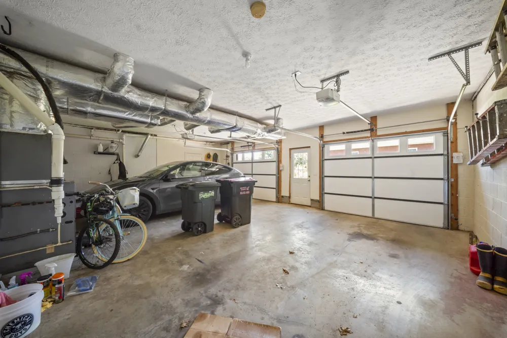 4092 Summit Dr Greenbrier, TN 37073