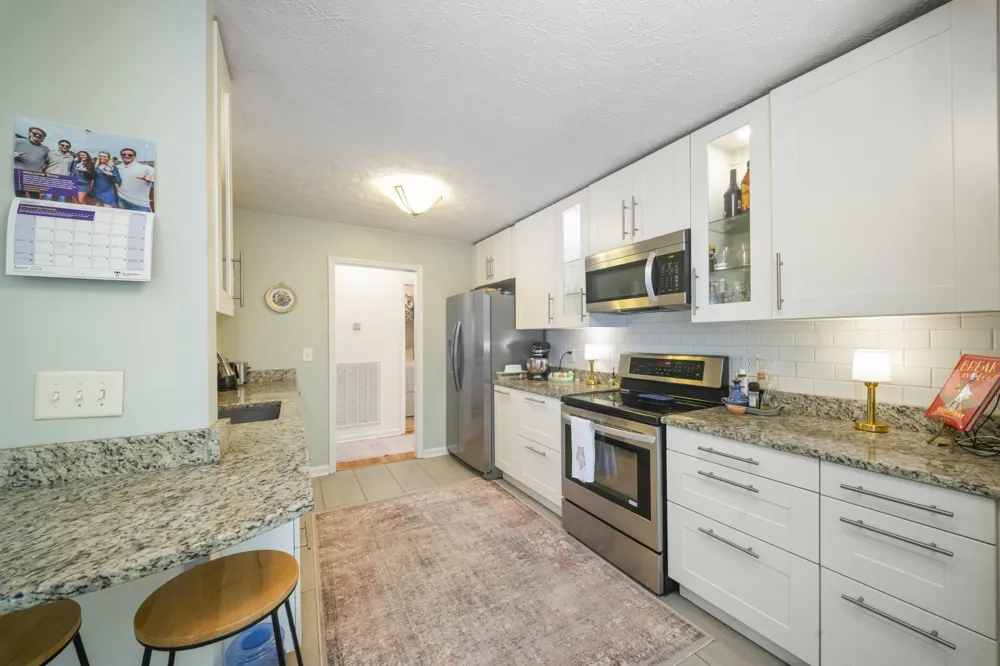4092 Summit Dr Greenbrier, TN 37073