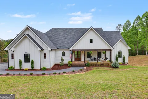 1424 Ridge Pointe WAY