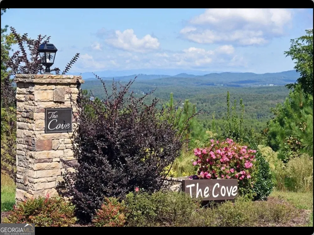 1424 Ridge Pointe WAY Blairsville, GA 30512