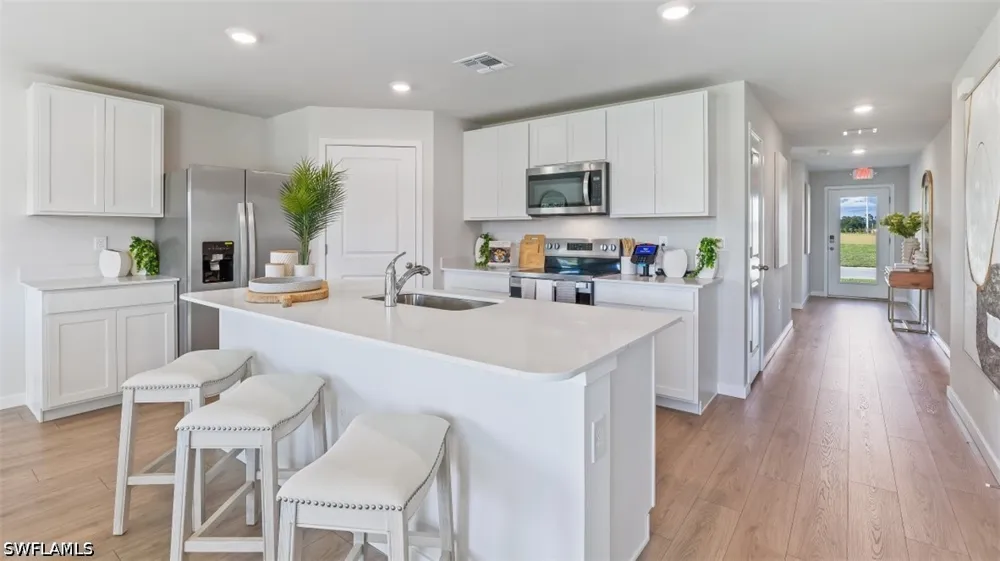 ILARIA COURT Lehigh Acres, FL 33936