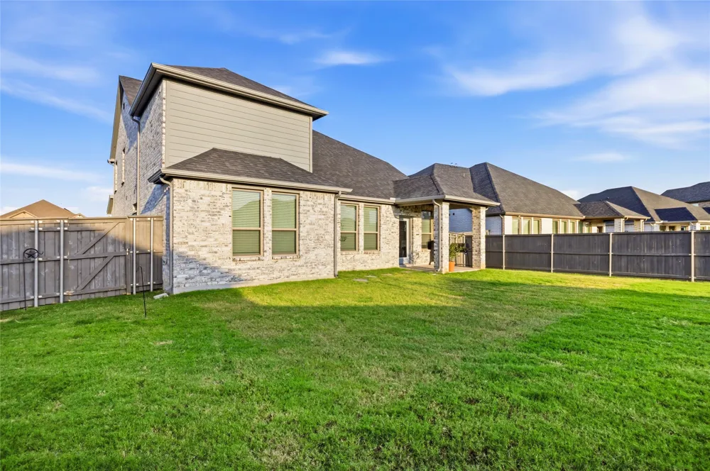 6717 Aster Drive Venus, TX 76084