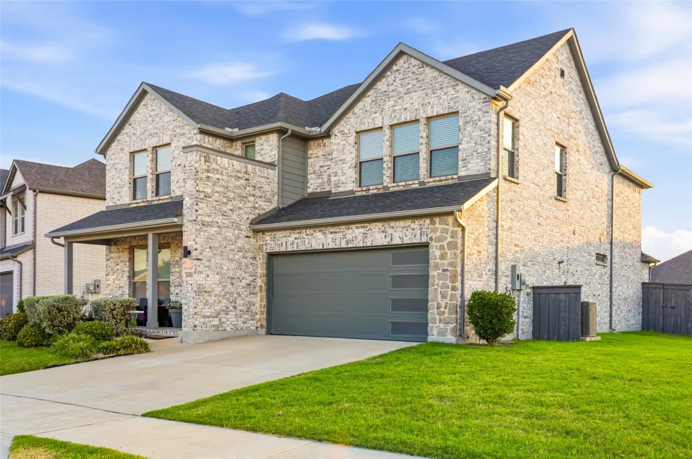 6717 Aster Drive Venus, TX 76084