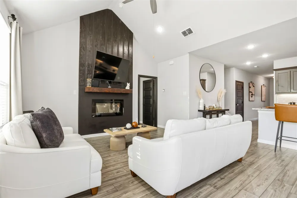 6717 Aster Drive Venus, TX 76084