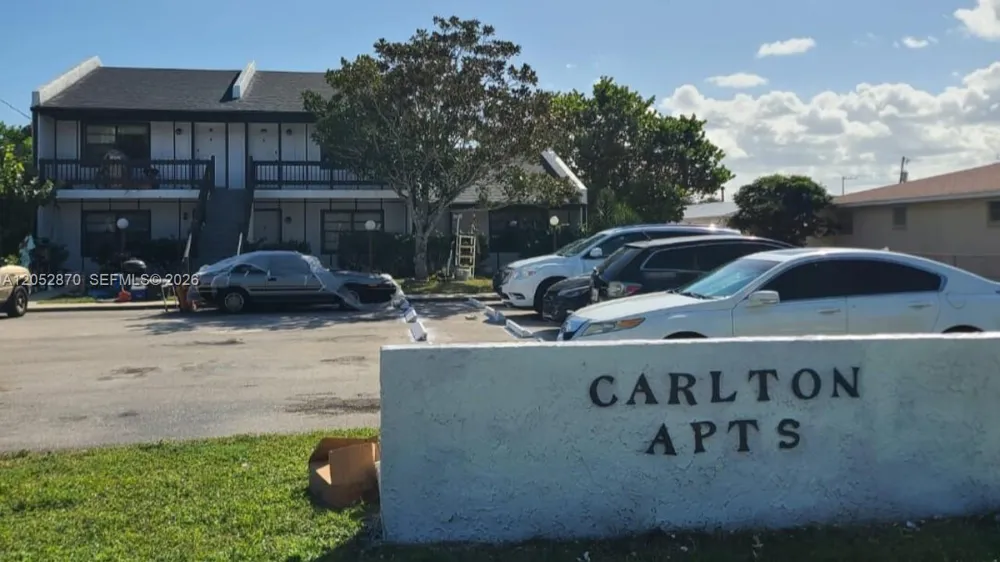 2005 Carlton drive #3 Melbourne, FL 32935