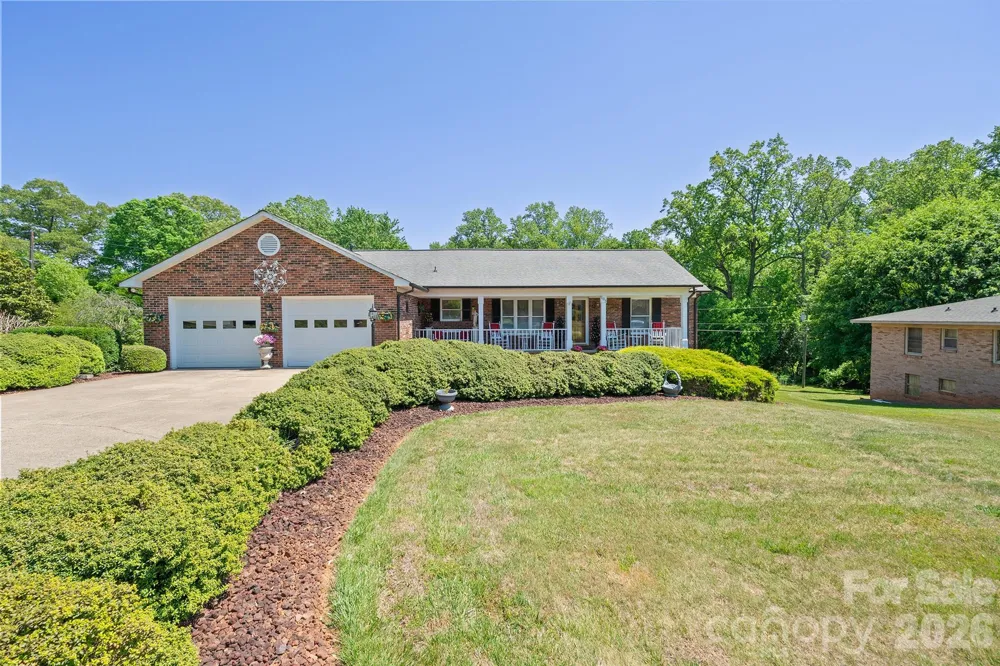 105 Rock Creek Drive Lincolnton, NC 28092