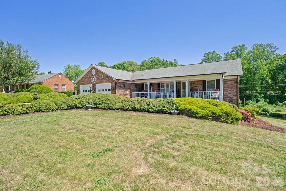 105 Rock Creek Drive Lincolnton, NC 28092