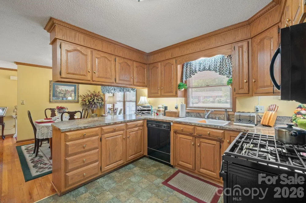 105 Rock Creek Drive Lincolnton, NC 28092