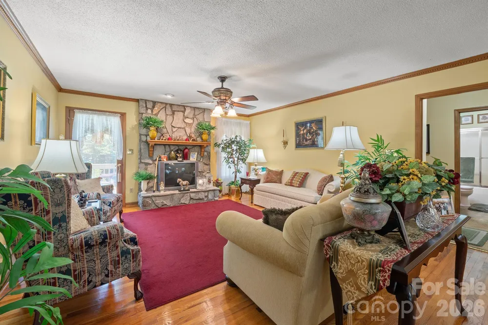 105 Rock Creek Drive Lincolnton, NC 28092