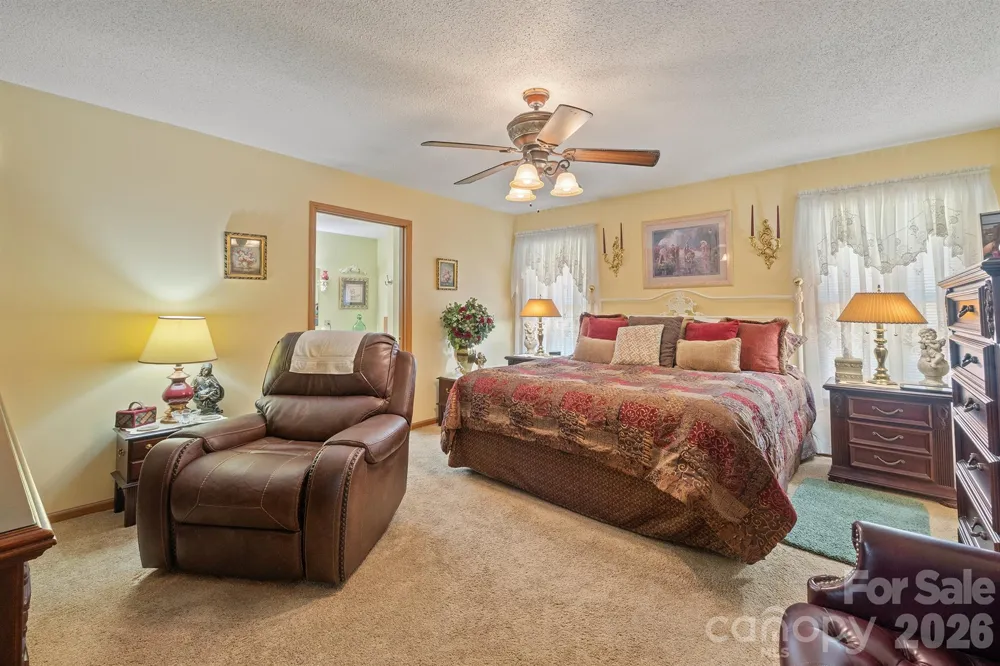 105 Rock Creek Drive Lincolnton, NC 28092