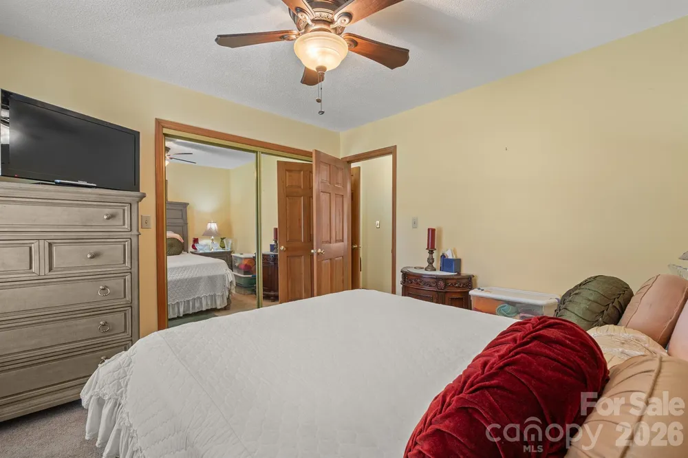105 Rock Creek Drive Lincolnton, NC 28092
