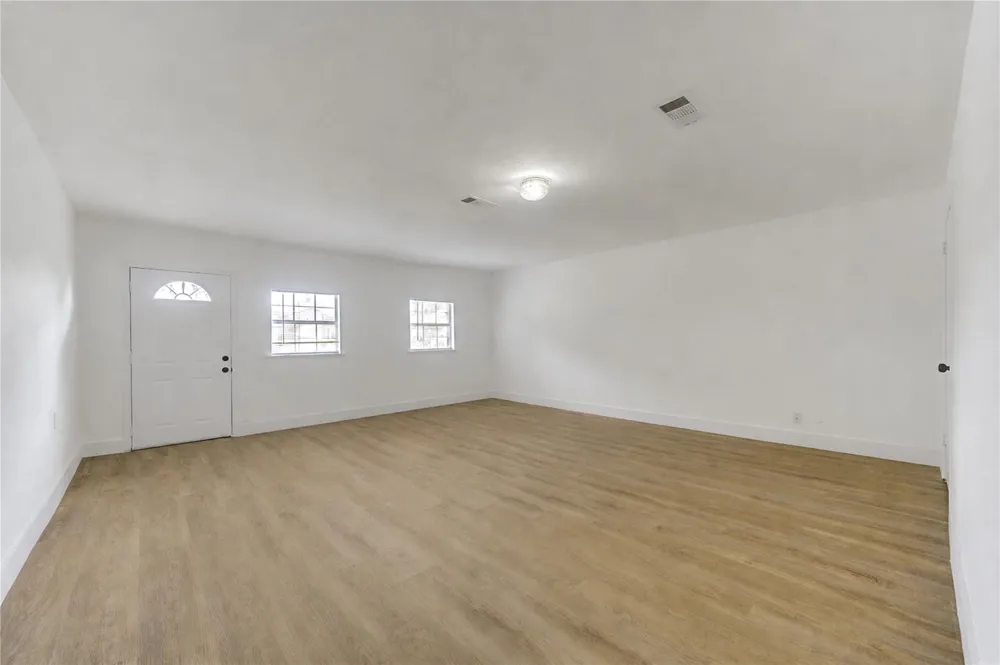 7543 Wilmerdean Street Houston, TX 77061
