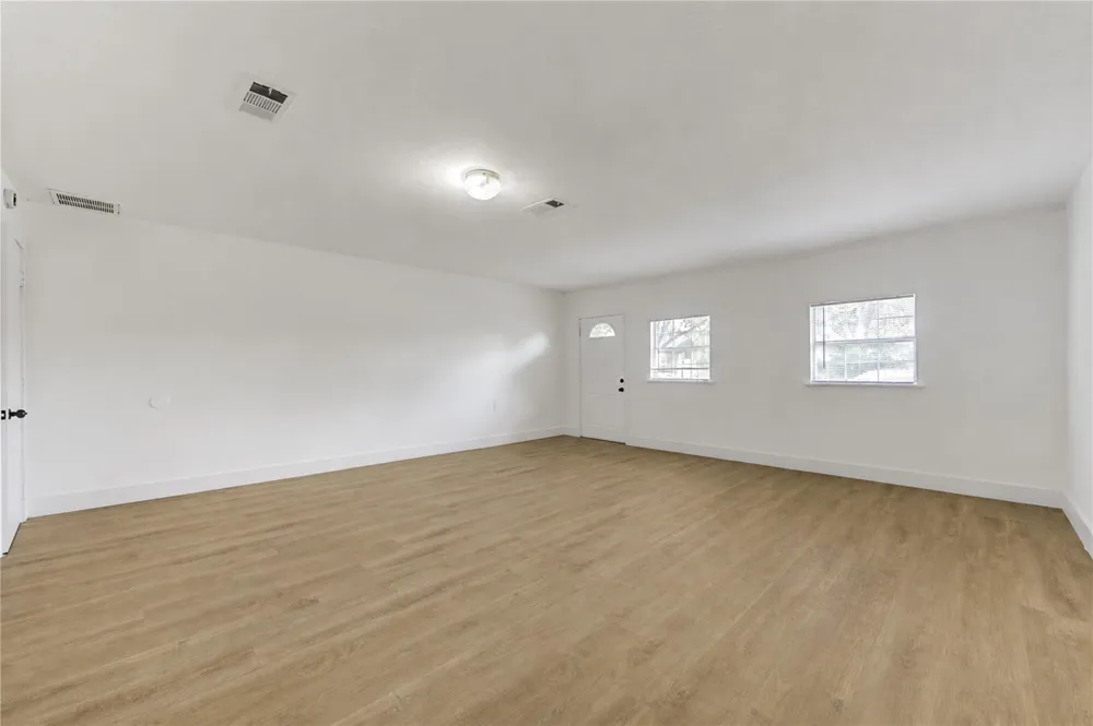 7543 Wilmerdean Street Houston, TX 77061