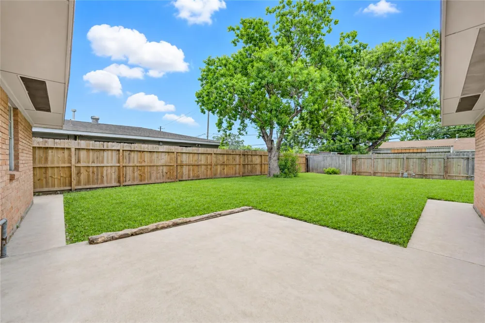 7543 Wilmerdean Street Houston, TX 77061