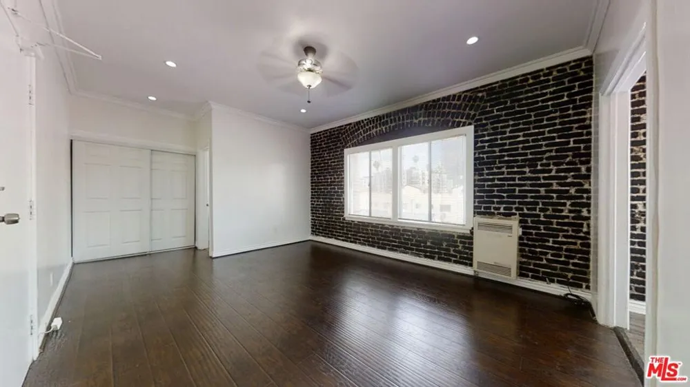 738 New Hampshire Avenue #209 Los Angeles, CA 90005