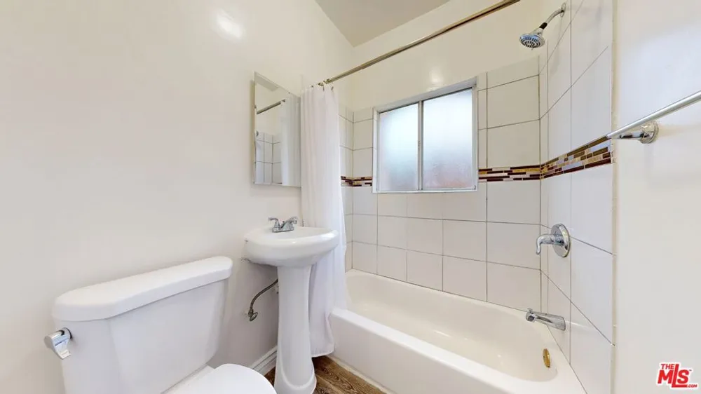 738 New Hampshire Avenue #209 Los Angeles, CA 90005