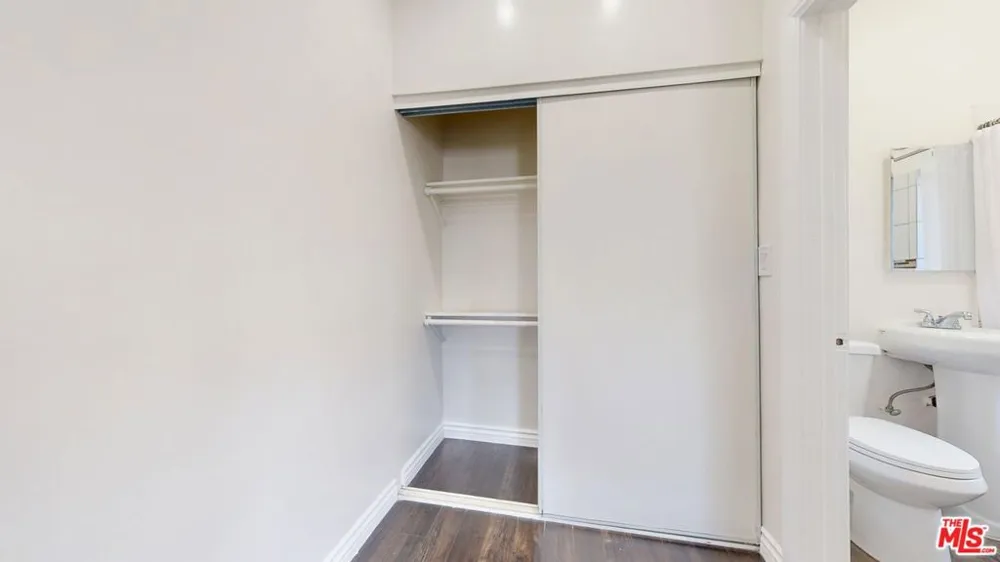 738 New Hampshire Avenue #209 Los Angeles, CA 90005