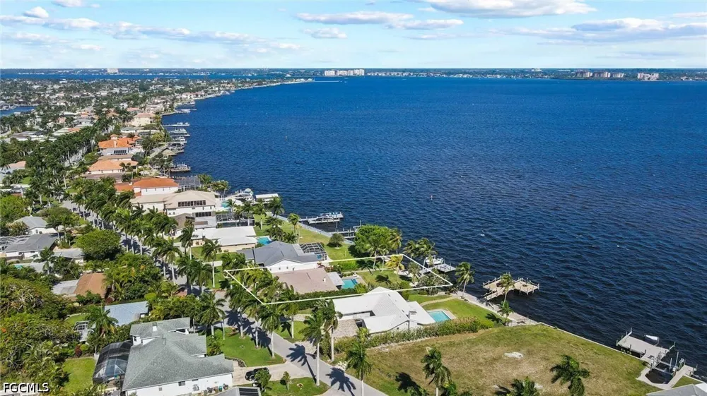 Bayshore Drive Cape Coral, FL 33904
