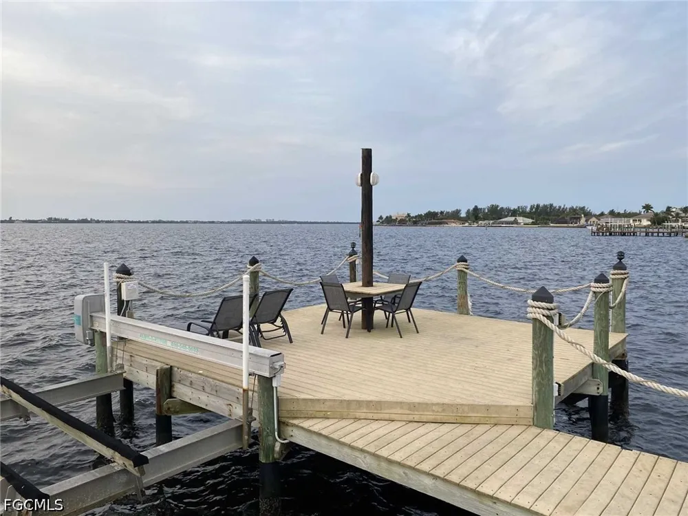 Bayshore Drive Cape Coral, FL 33904