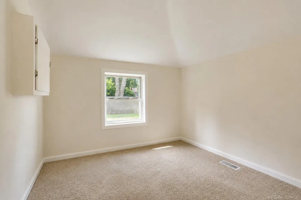 1821 11TH AVENUE Port Huron City, MI 48060
