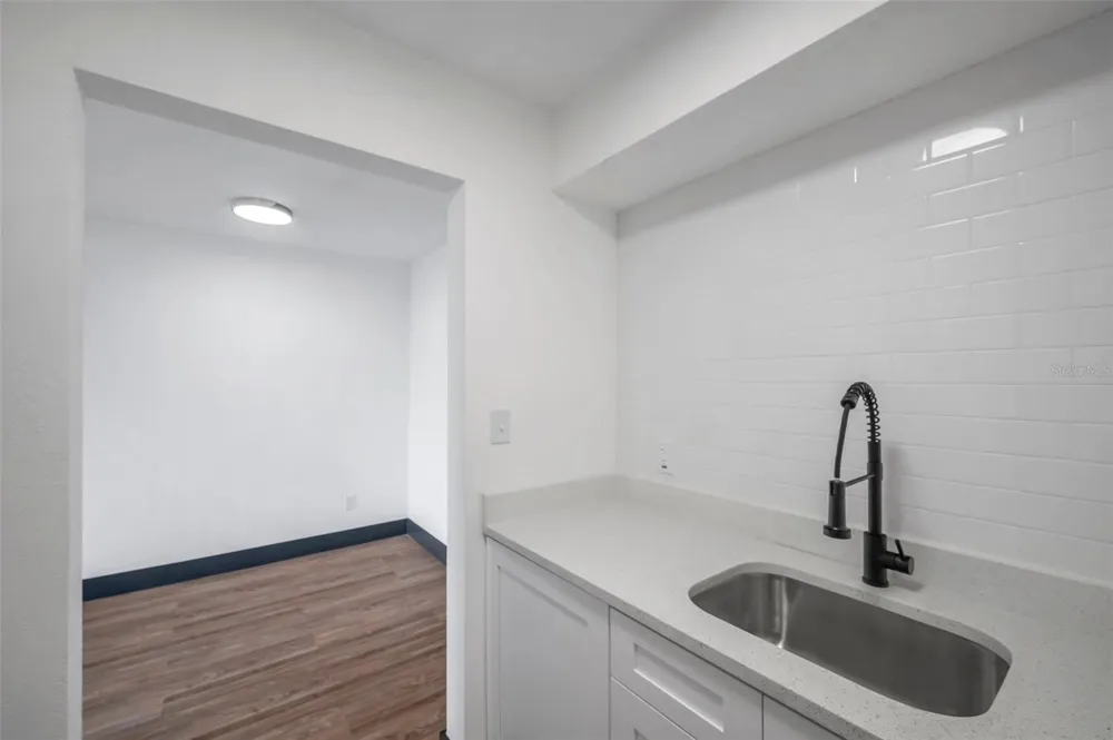 2366 SHELLEY STREET #10 Clearwater, FL 33765