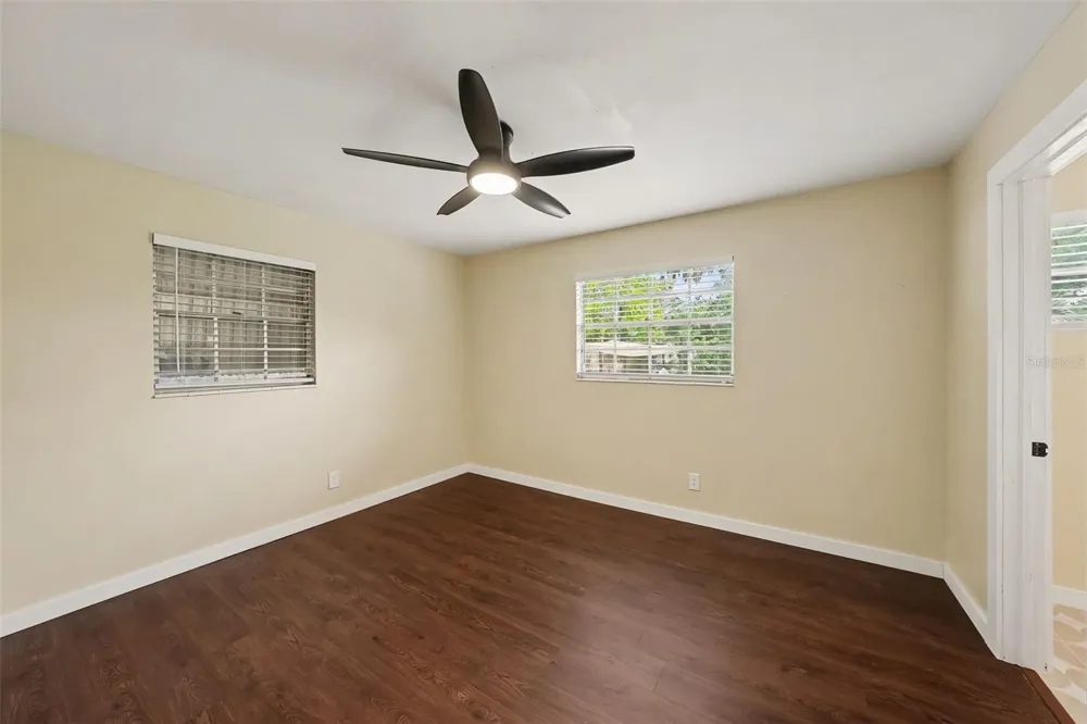 4733 W WISCONSIN AVENUE Tampa, FL 33616