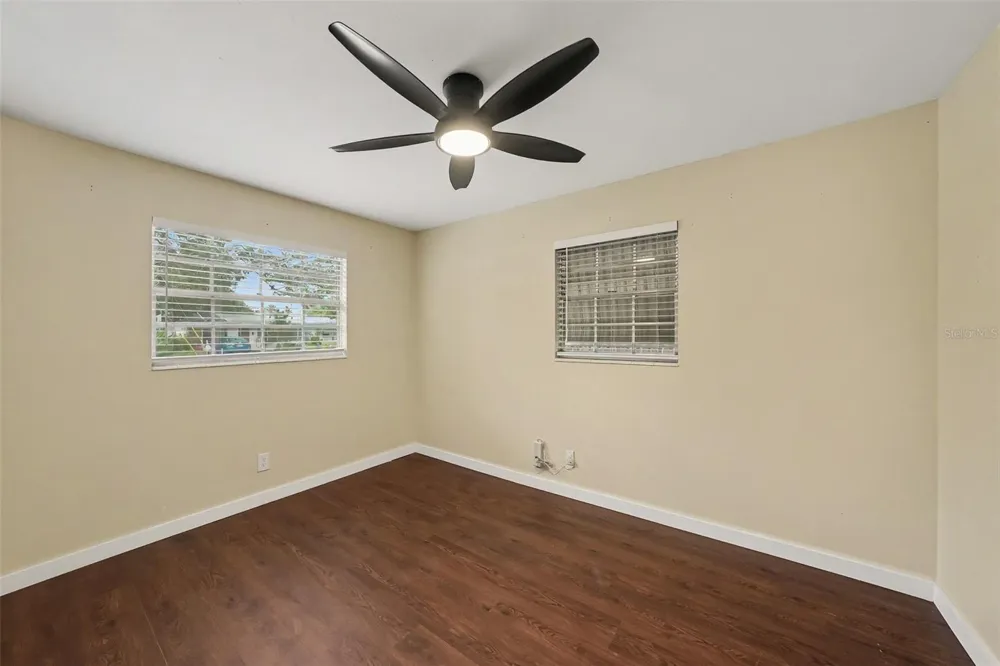 4733 W WISCONSIN AVENUE Tampa, FL 33616