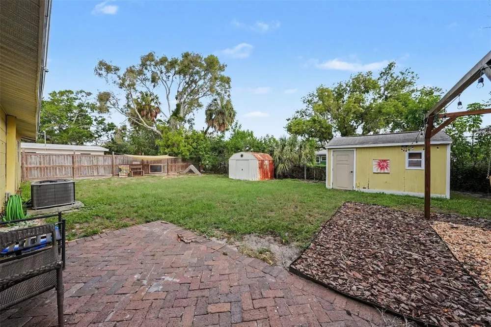 4733 W WISCONSIN AVENUE Tampa, FL 33616