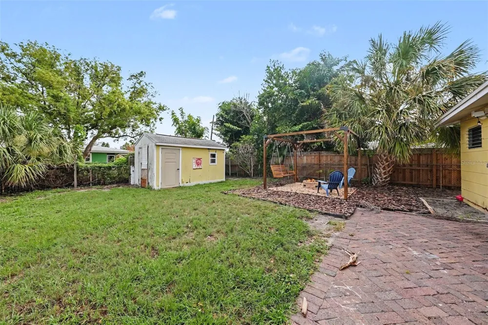 4733 W WISCONSIN AVENUE Tampa, FL 33616