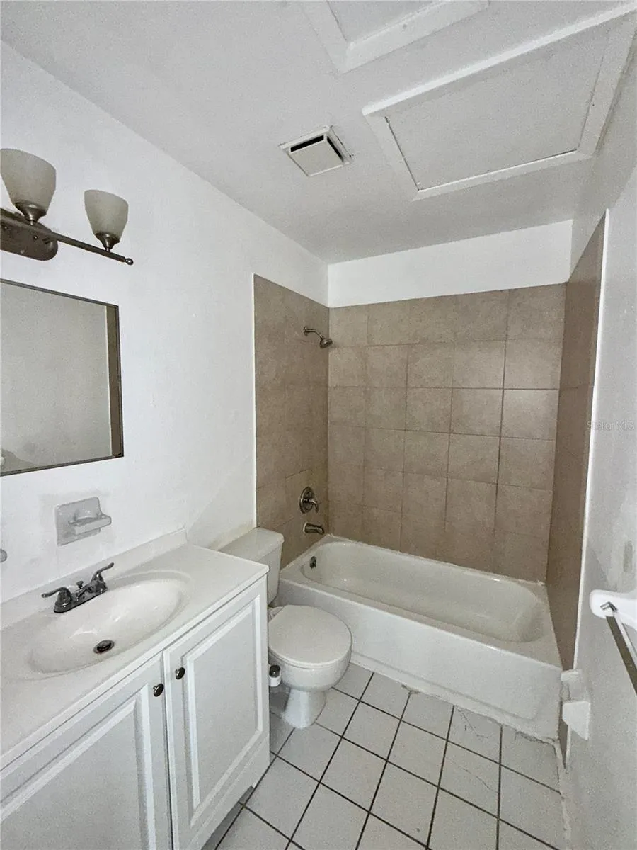 733 MICHIGAN COURT #4 St Cloud, FL 34769