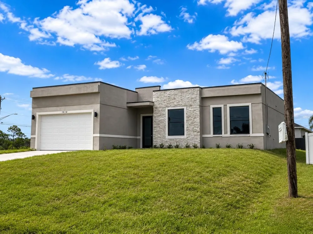 1610 NE 34TH STREET Cape Coral, FL 33909