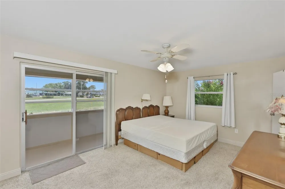 1811 BEDFORD LANE #163 Sun City Center, FL 33573