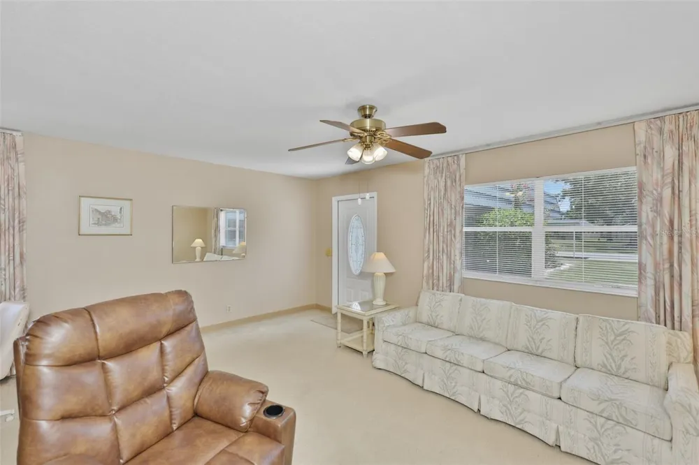 1811 BEDFORD LANE #163 Sun City Center, FL 33573