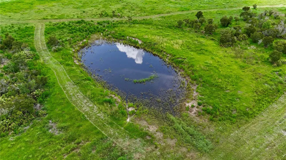 COUNTY LINE ROAD E Fort Meade, FL 33841
