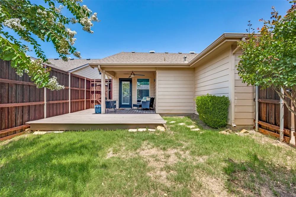 8920 Stewart Street Cross Roads, TX 76227