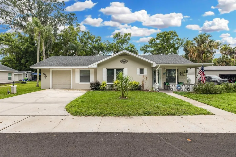 5708 HOMECREST ROAD New Port Richey, FL 34652