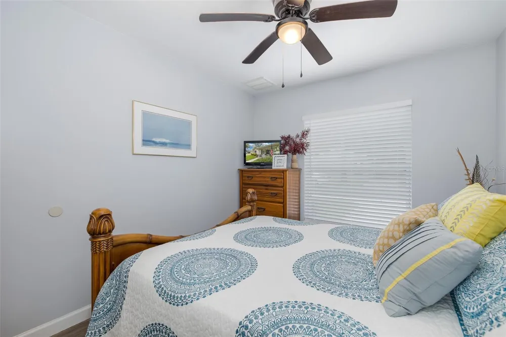 5708 HOMECREST ROAD New Port Richey, FL 34652
