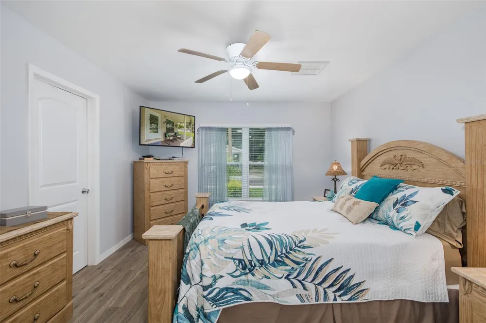 5708 HOMECREST ROAD New Port Richey, FL 34652