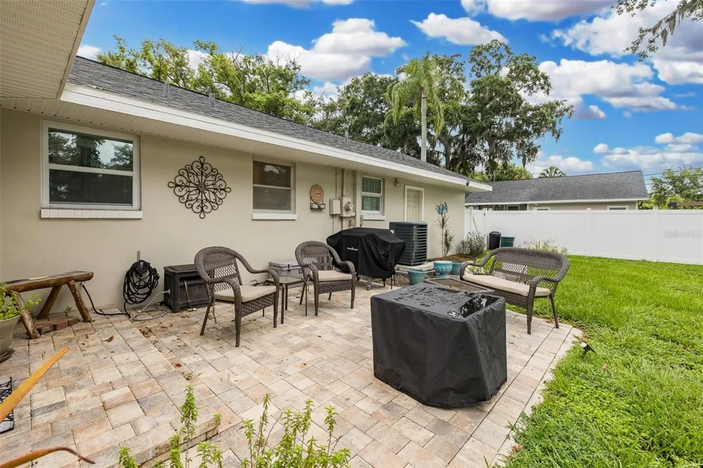 5708 HOMECREST ROAD New Port Richey, FL 34652