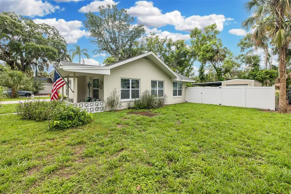 5708 HOMECREST ROAD New Port Richey, FL 34652