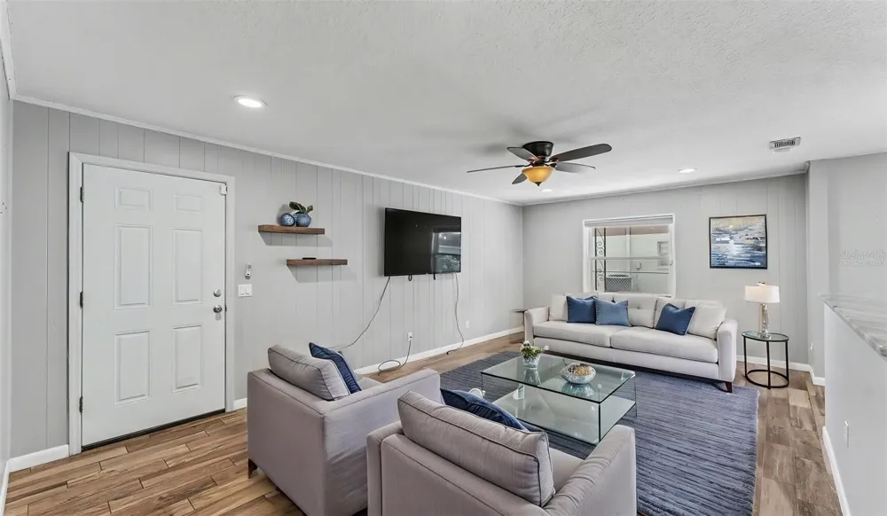 1717 TIERRA ALTA DRIVE Lakeland, FL 33813