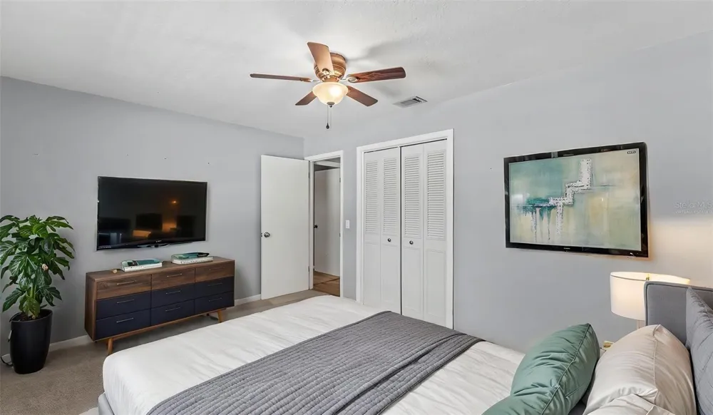 1717 TIERRA ALTA DRIVE Lakeland, FL 33813