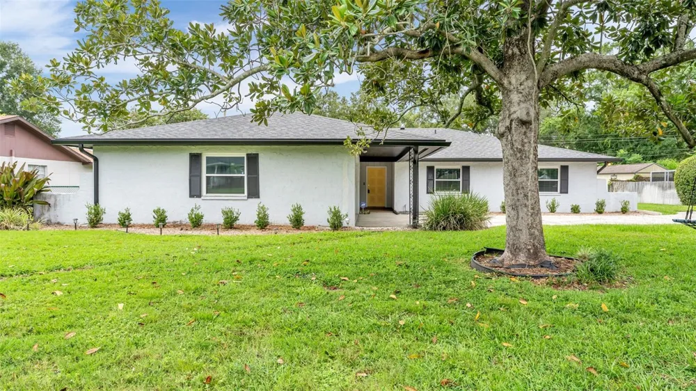 1717 TIERRA ALTA DRIVE Lakeland, FL 33813