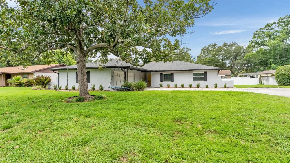 1717 TIERRA ALTA DRIVE Lakeland, FL 33813